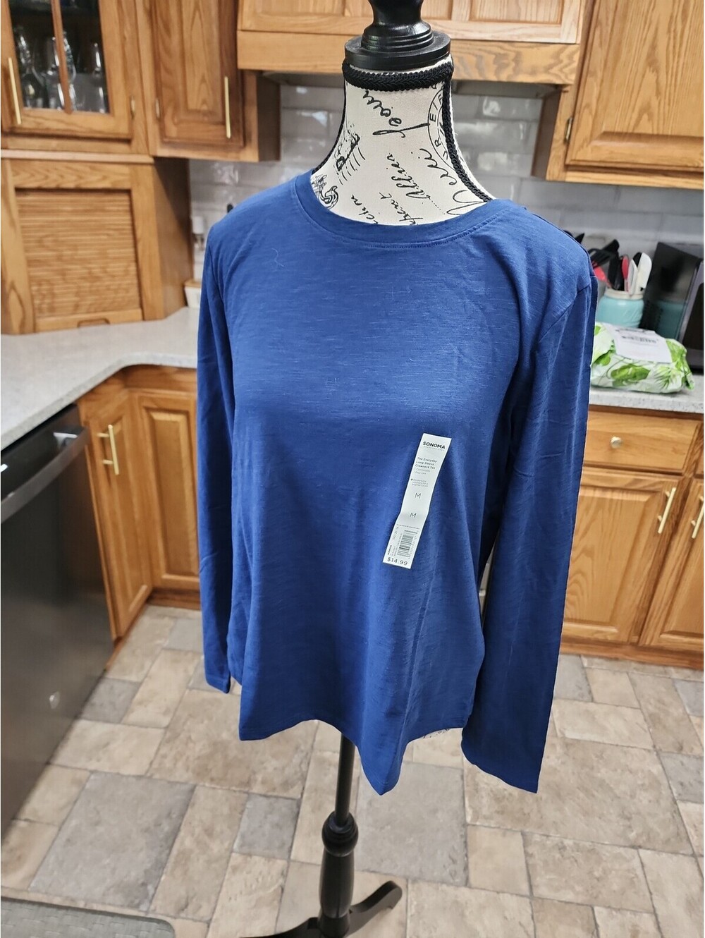 SONOMA Women's Blue Long Sleeve Crewneck Tee